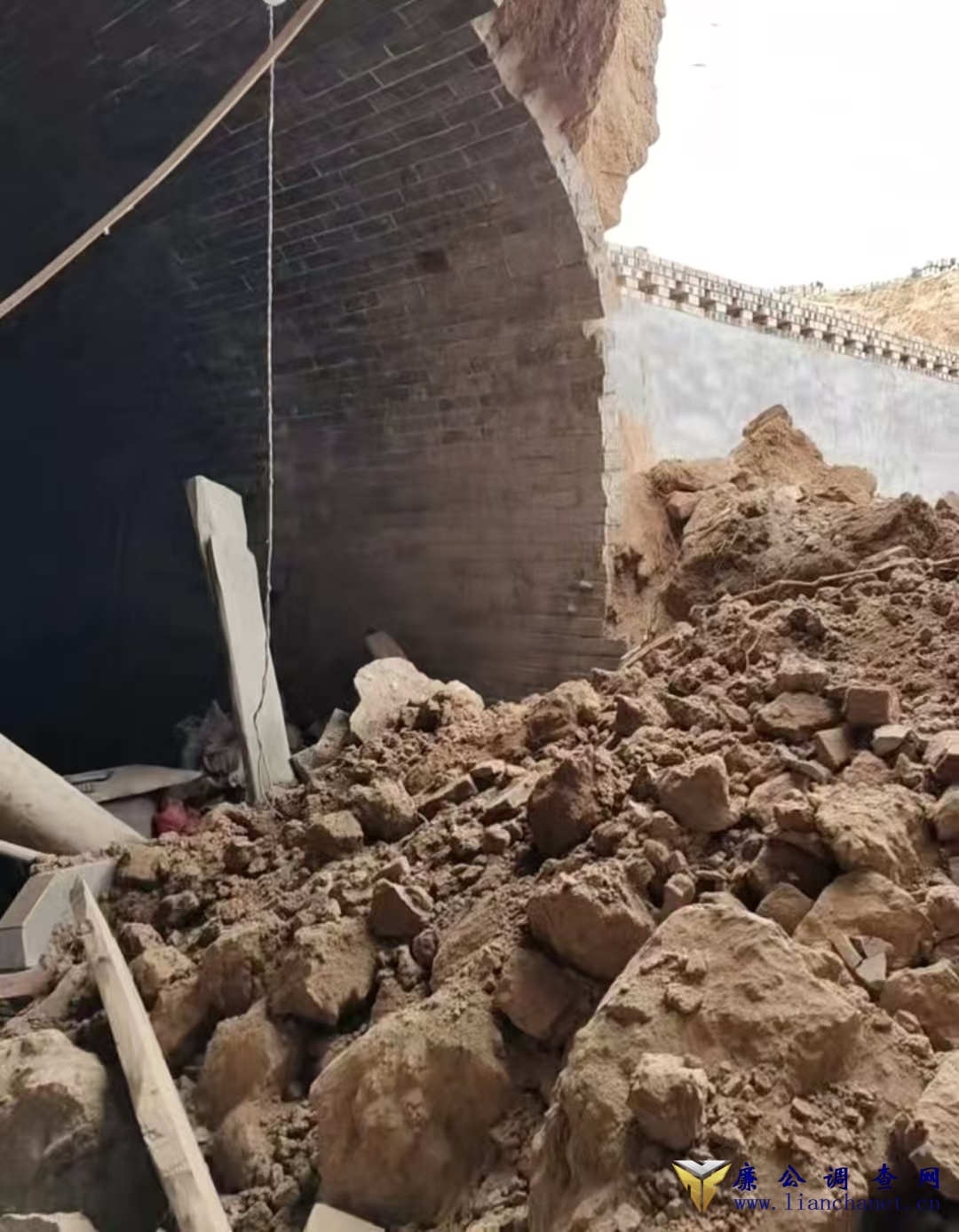 1764121381775846.jpg 1764121381775846.jpg