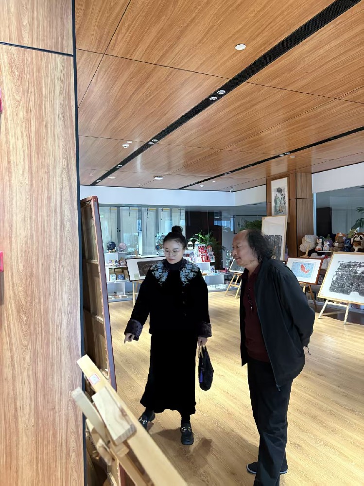 1761965048118629.jpg 1761965048118629.jpg